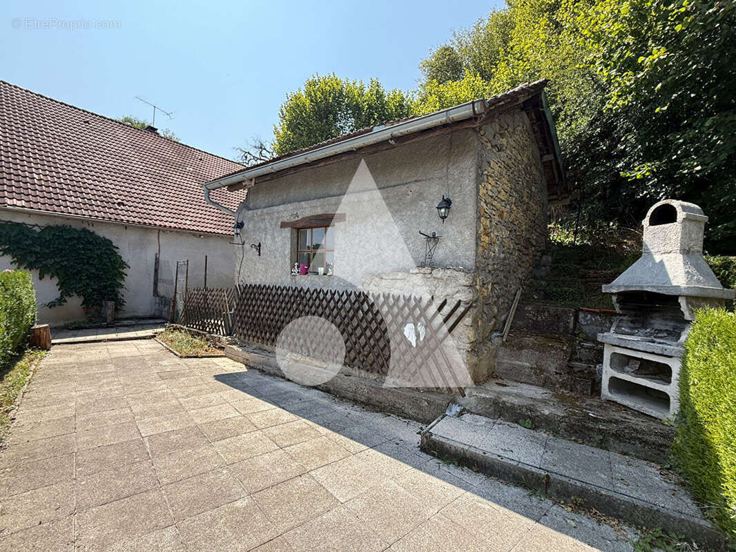 Maison Fontaine Les Clerval 5 pièce(s) 117 m2 - photo 12