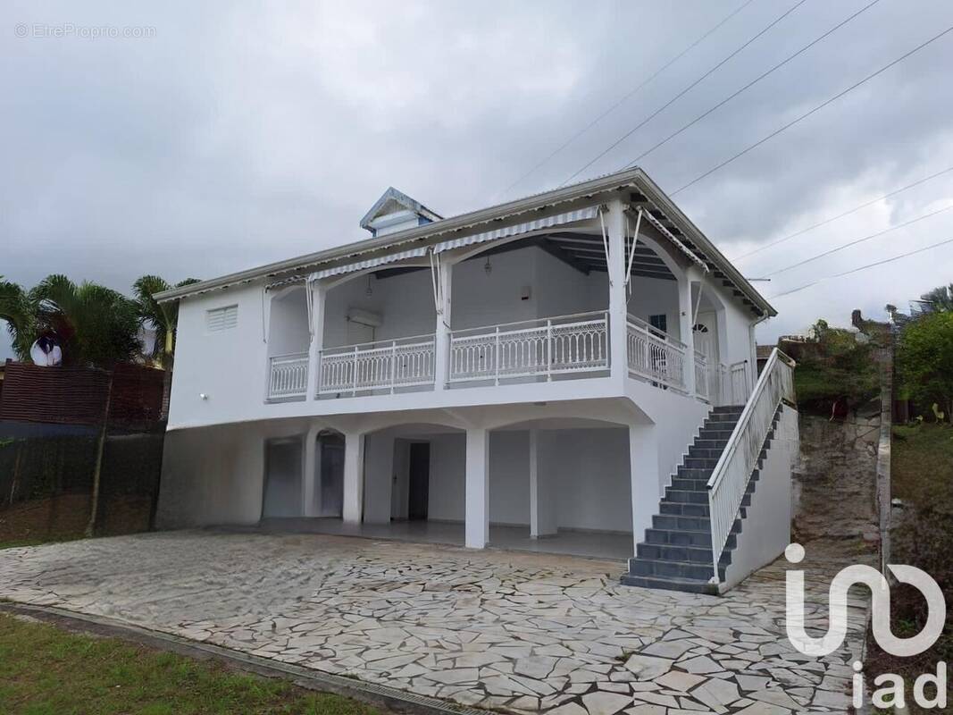 Photo 1 - Maison à SAINTE-ROSE