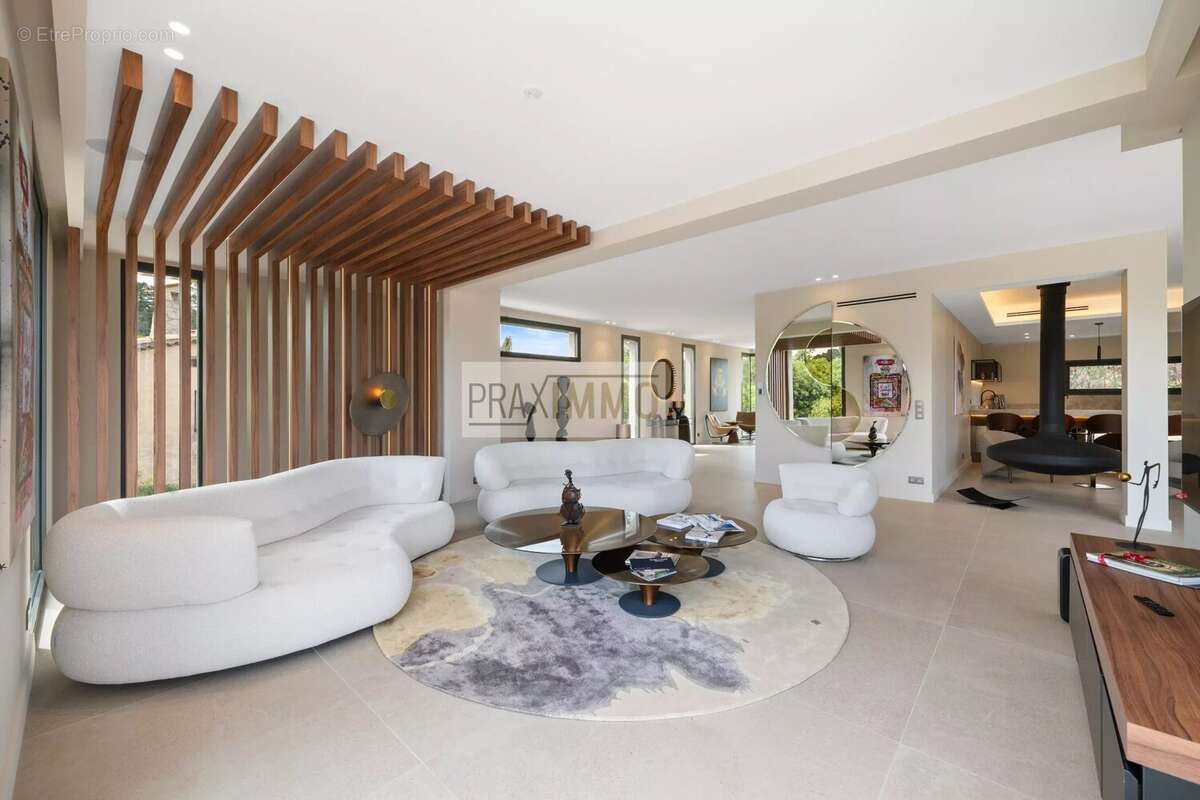 Maison à MOUGINS