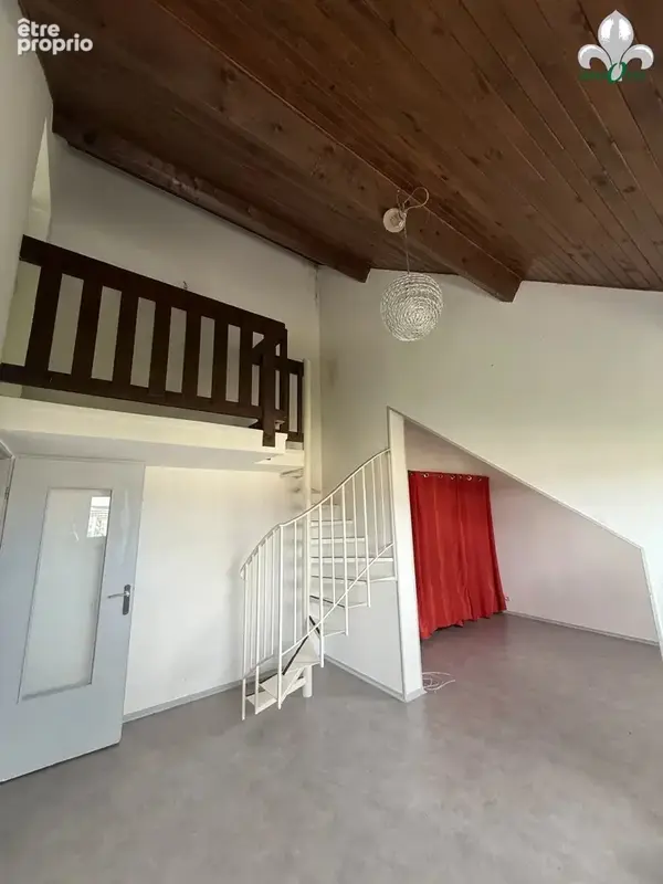 Dernier etage duplex avec vue sur l'ouche. - photo 1