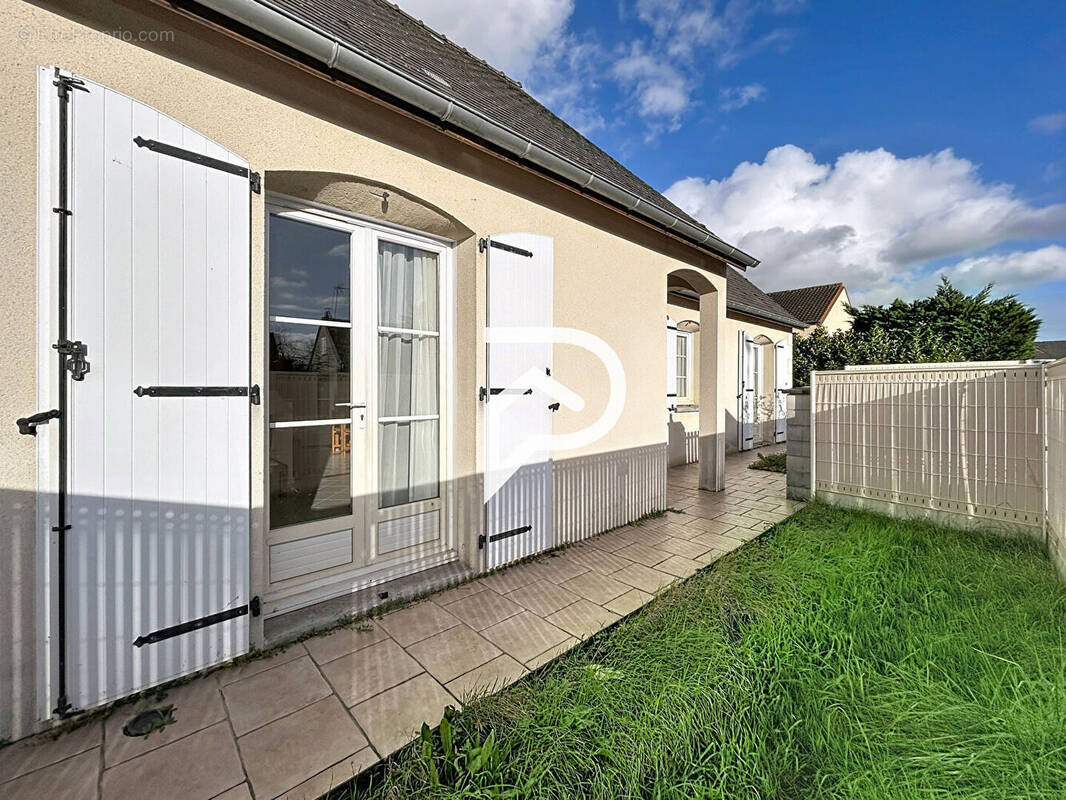 Maison à CHAMBRAY-LES-TOURS