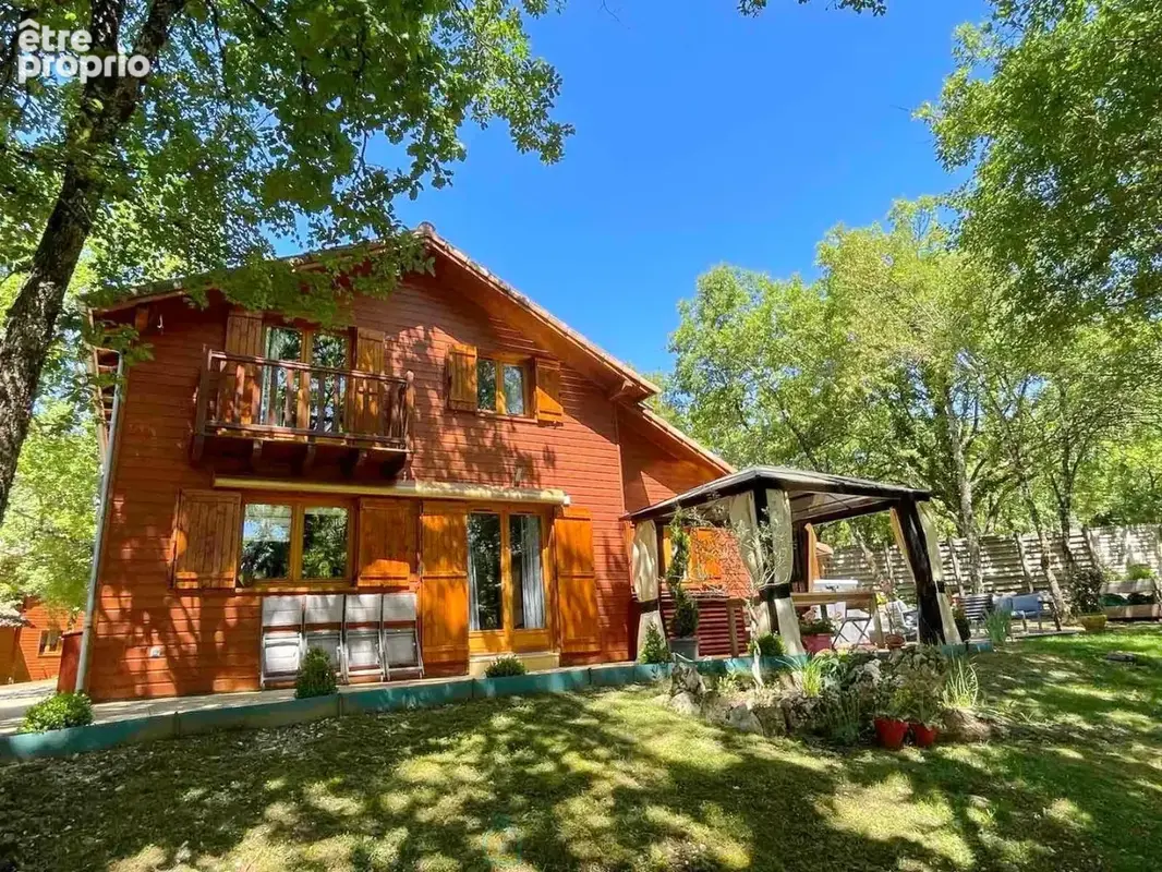 Dans un cadre idyllique et relaxant, superbe chalet de 92 m² en parfait état, offrant confort, modernité et de très belles prest - photo 3