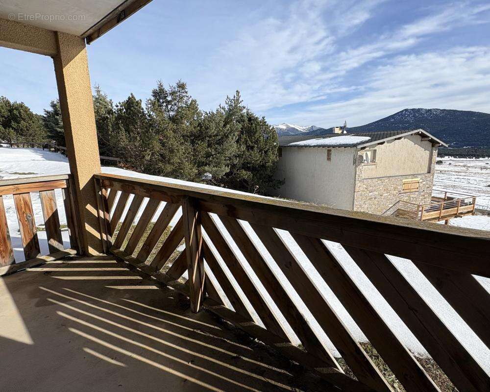 Appartement à LES ANGLES