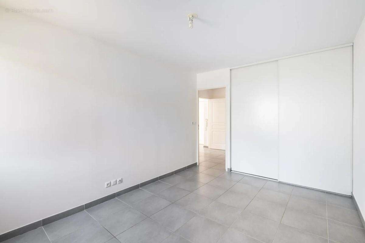 Appartement à MARSEILLE-11E