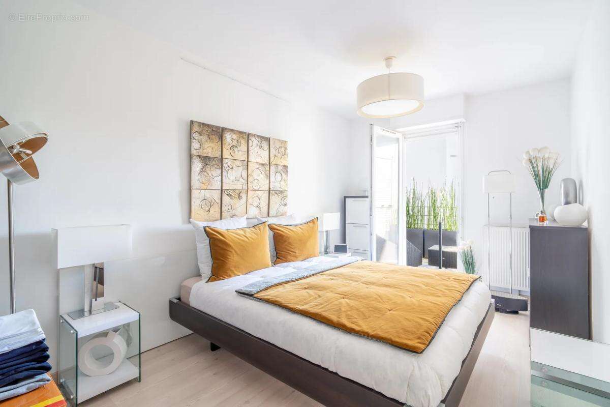Appartement à STAINS