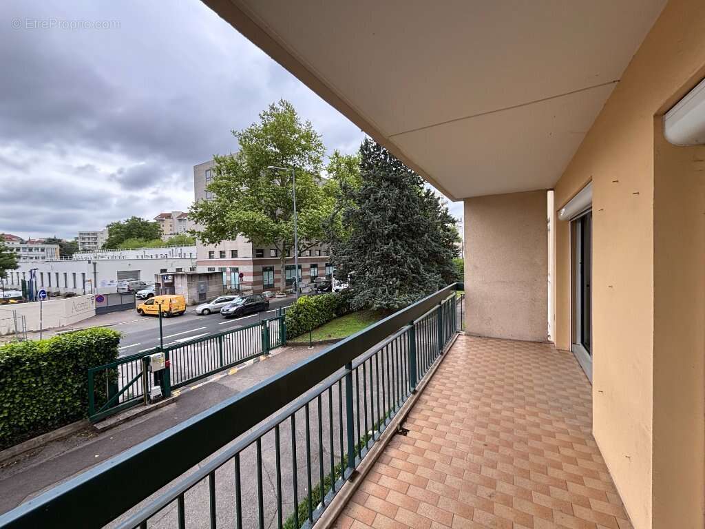 Appartement à VILLEURBANNE