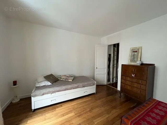 Appartement à MONTROUGE