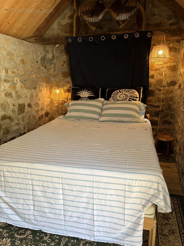 Ensemble immobilier d'exception   2 gîtes avec excellente rentabilité et une magnifique longère en pierre   Pr - photo 31