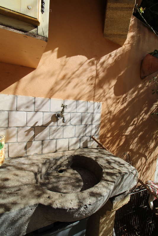 Maison à LEZIGNAN-CORBIERES