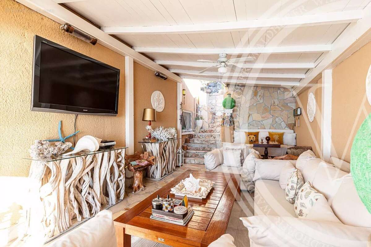 Villa Art Déco entièrement rénovée dans un domaine privé de Cap d'Ail à 5 min de Monaco - photo 9