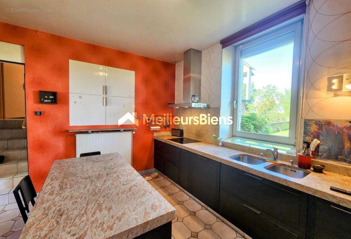 Maison à CHAMPENOUX