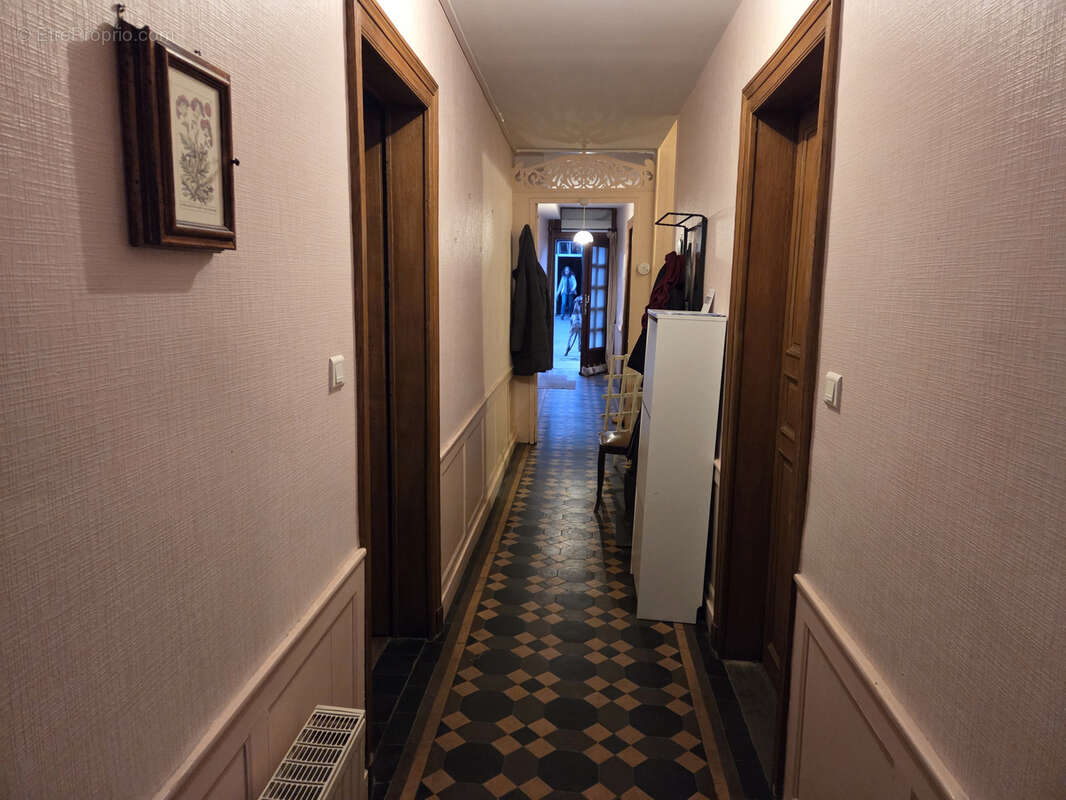 Maison à MAUBERT-FONTAINE