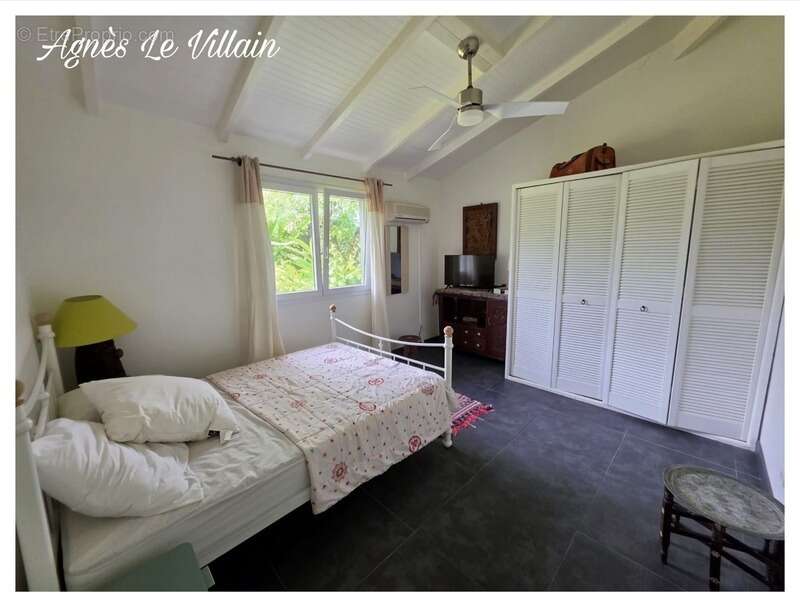 Maison à PETIT-BOURG