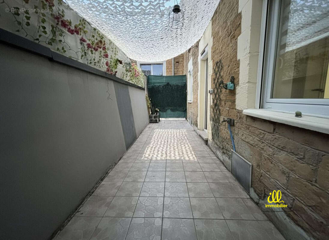 Maison à BOUTANCOURT