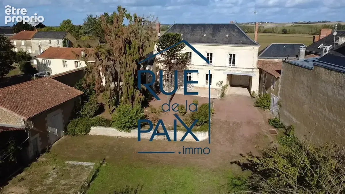 Maison 6 pièces 218 m² à vendre à Pas-De-Jeu (79100) - photo 2