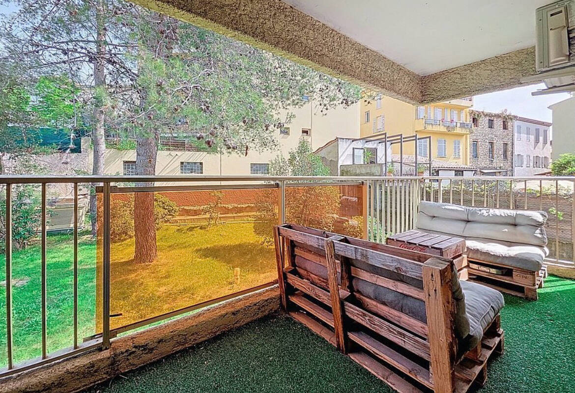 Appartement à LE CANNET