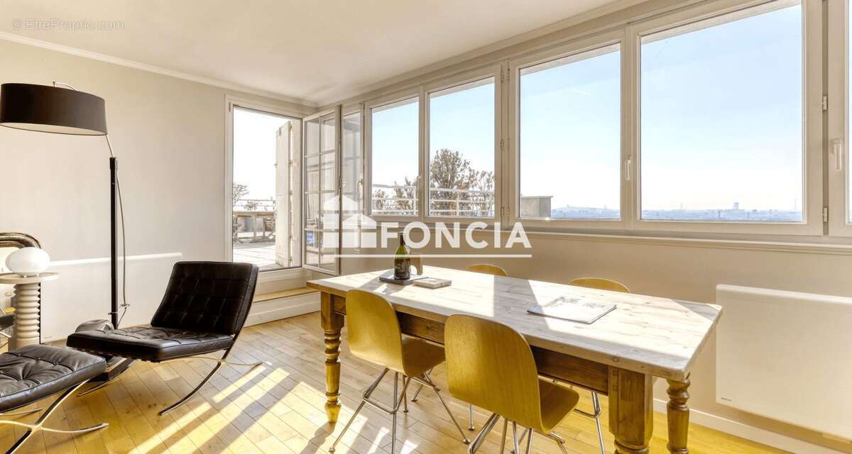Appartement à EPINAY-SUR-SEINE