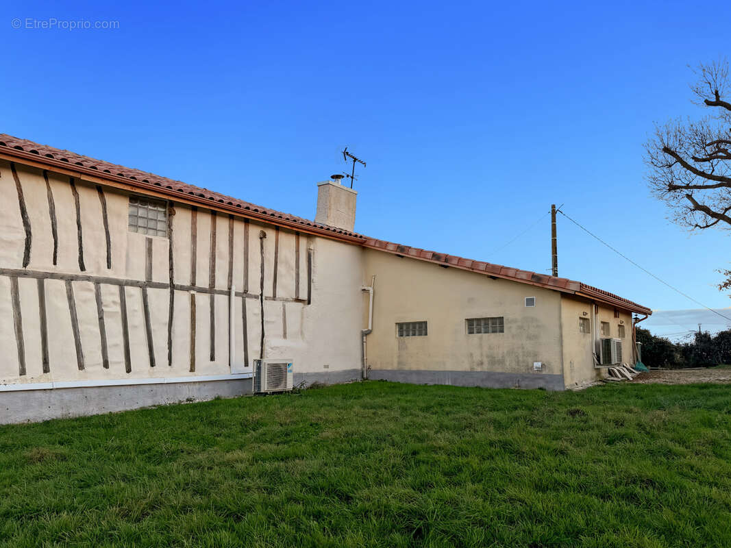 Maison à vendre 6 pièces LUPIAC (32) - 218 m2 - Terrain 2840 m2 - photo 16