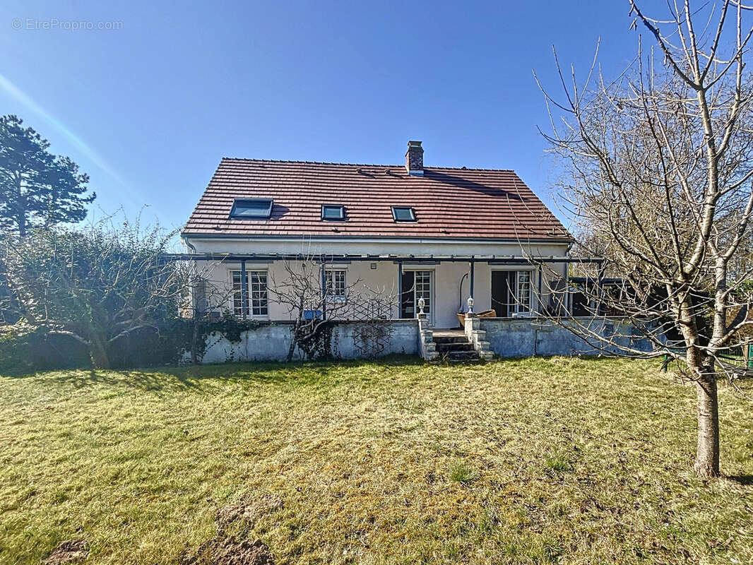 Maison à MILLY-LA-FORET