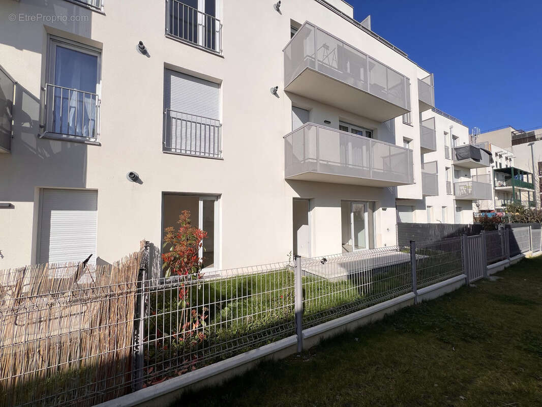 Appartement à ROSNY-SOUS-BOIS