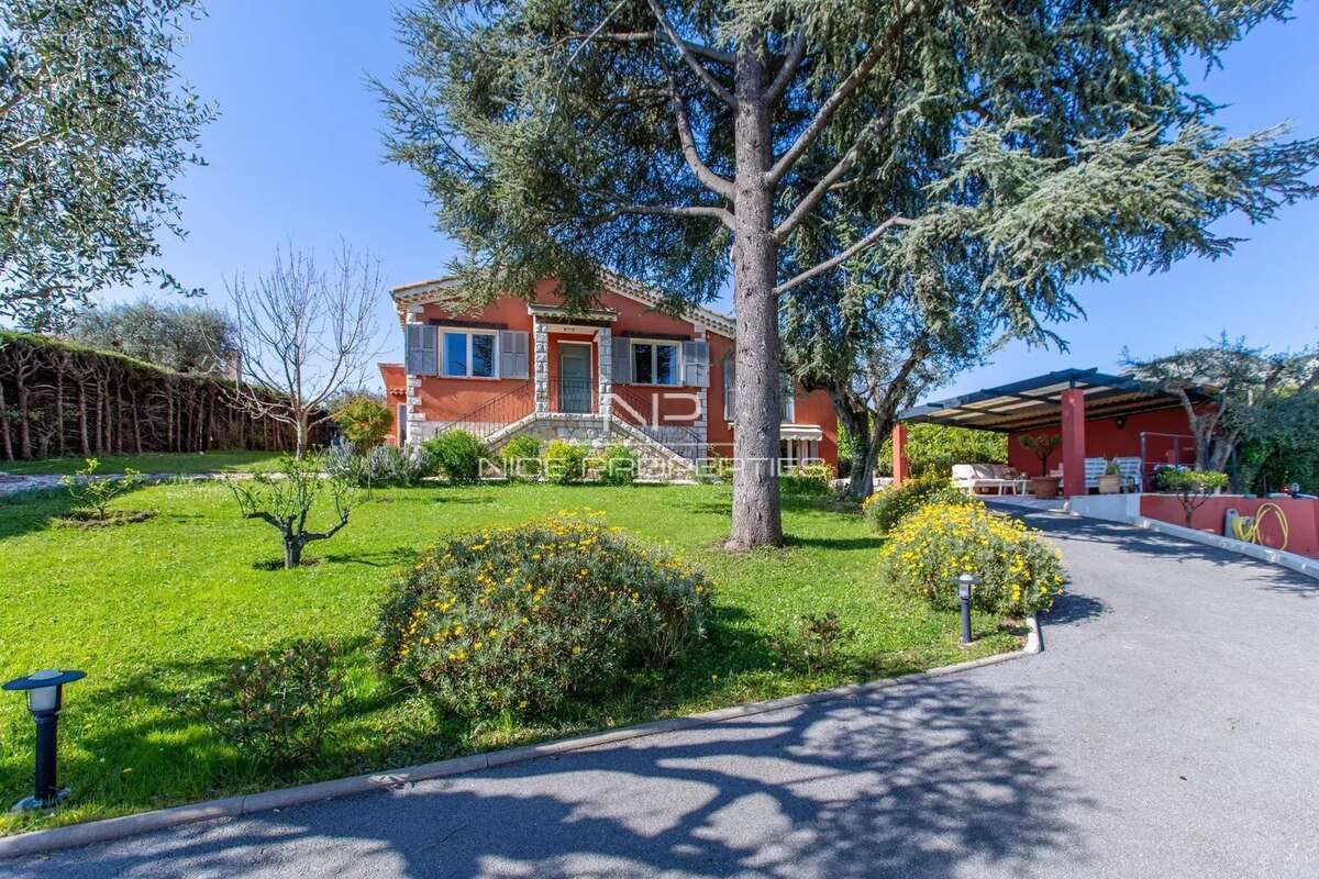 Maison à SAINT-JEANNET