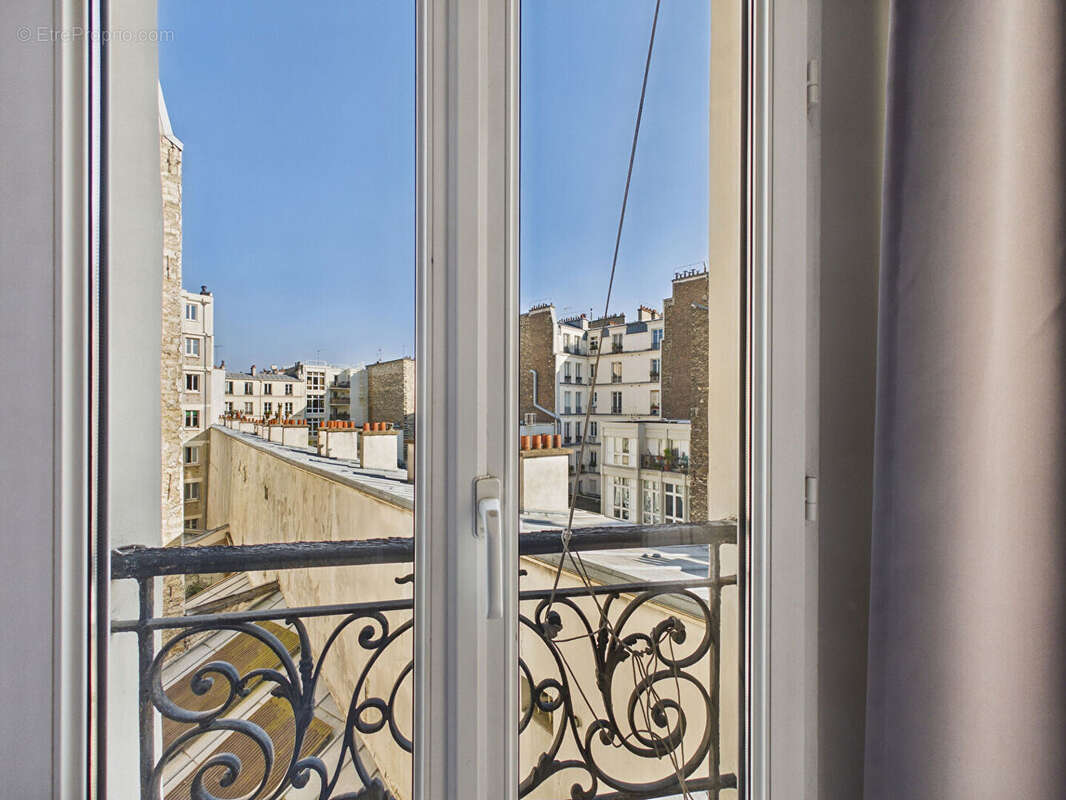 Appartement à PARIS-9E