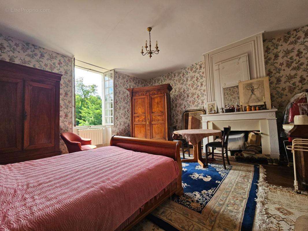 Maison à SURGERES