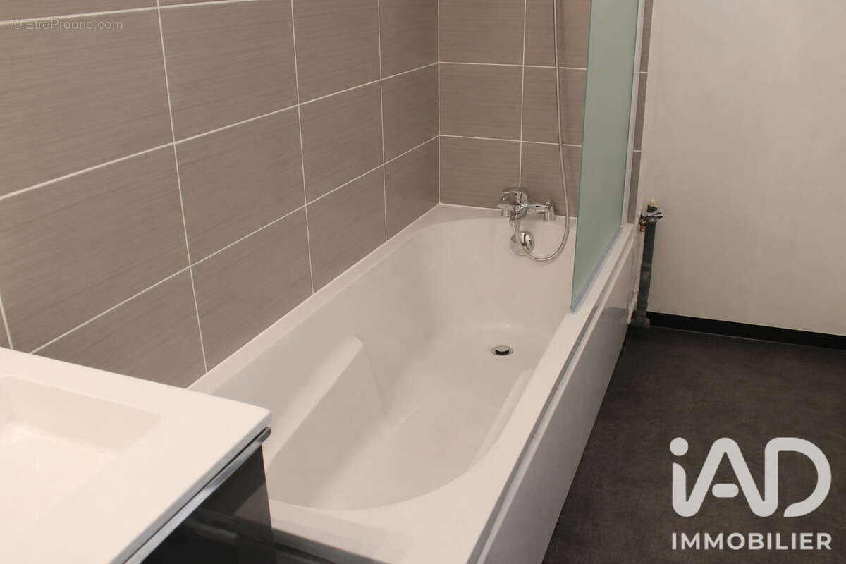 Appartement 82 m² à Haubourdin  - photo 4