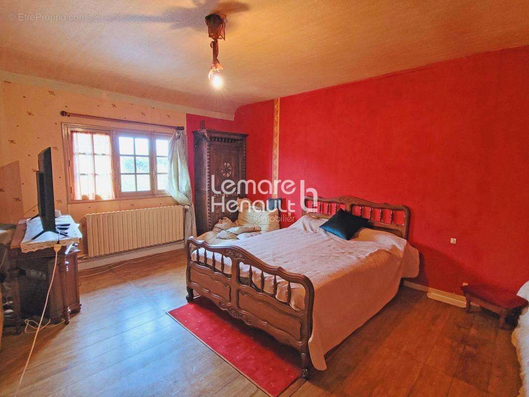 Maison à MEZIERES-EN-DROUAIS