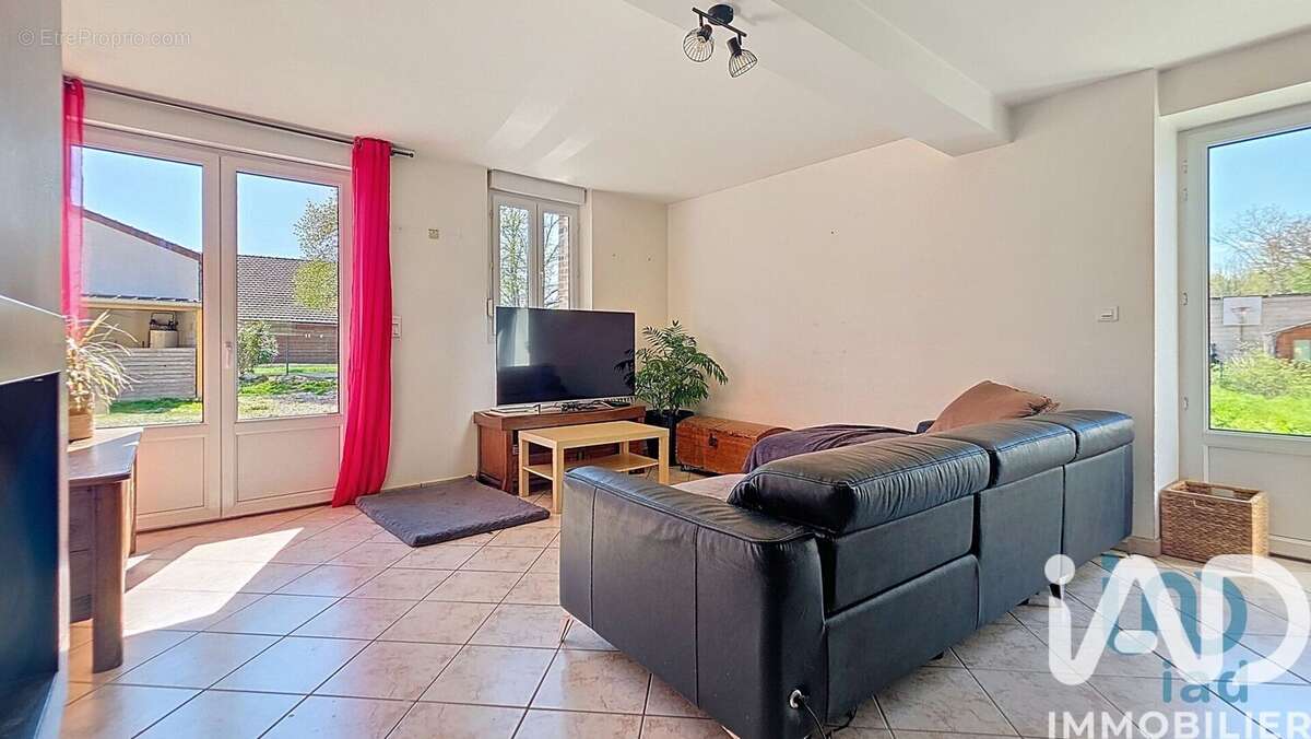 Photo 6 - Maison à COURCEMAIN