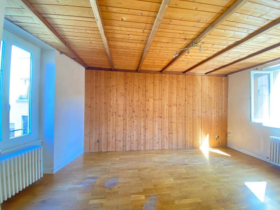 Appartement à FONTAINES-SUR-SAONE