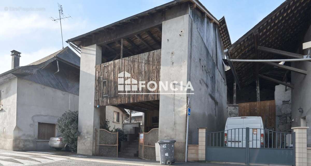 Maison à LA ROCHETTE