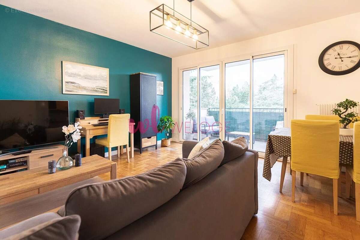 Appartement à SAINTE-FOY-LES-LYON