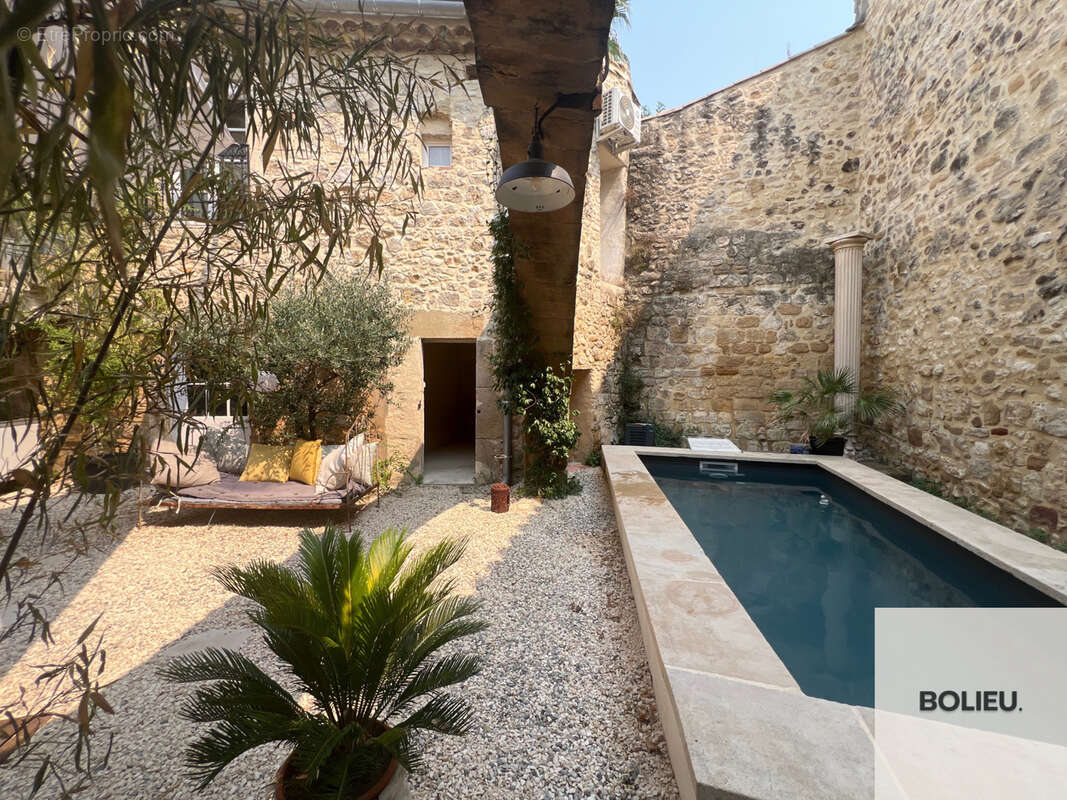 Maison à UZES