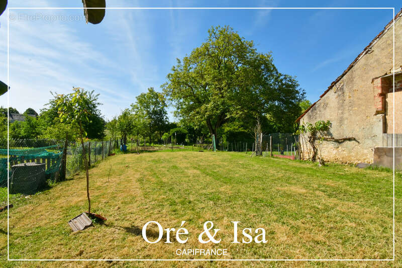 Dpt Cher (18), Loye-Sur-Arnon, Maison 112 m² – Grand terrain, dépendance de 100 m² et garage avec fosse - photo 28