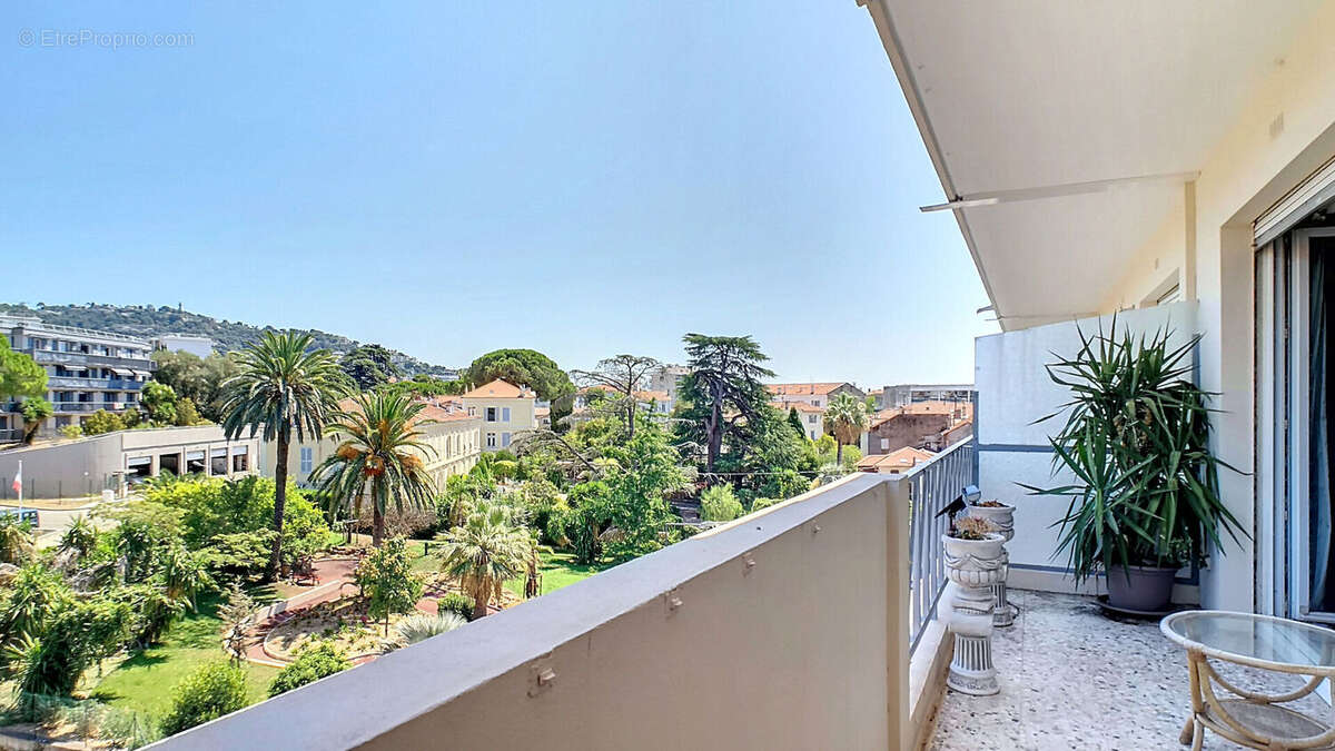 Appartement à CANNES
