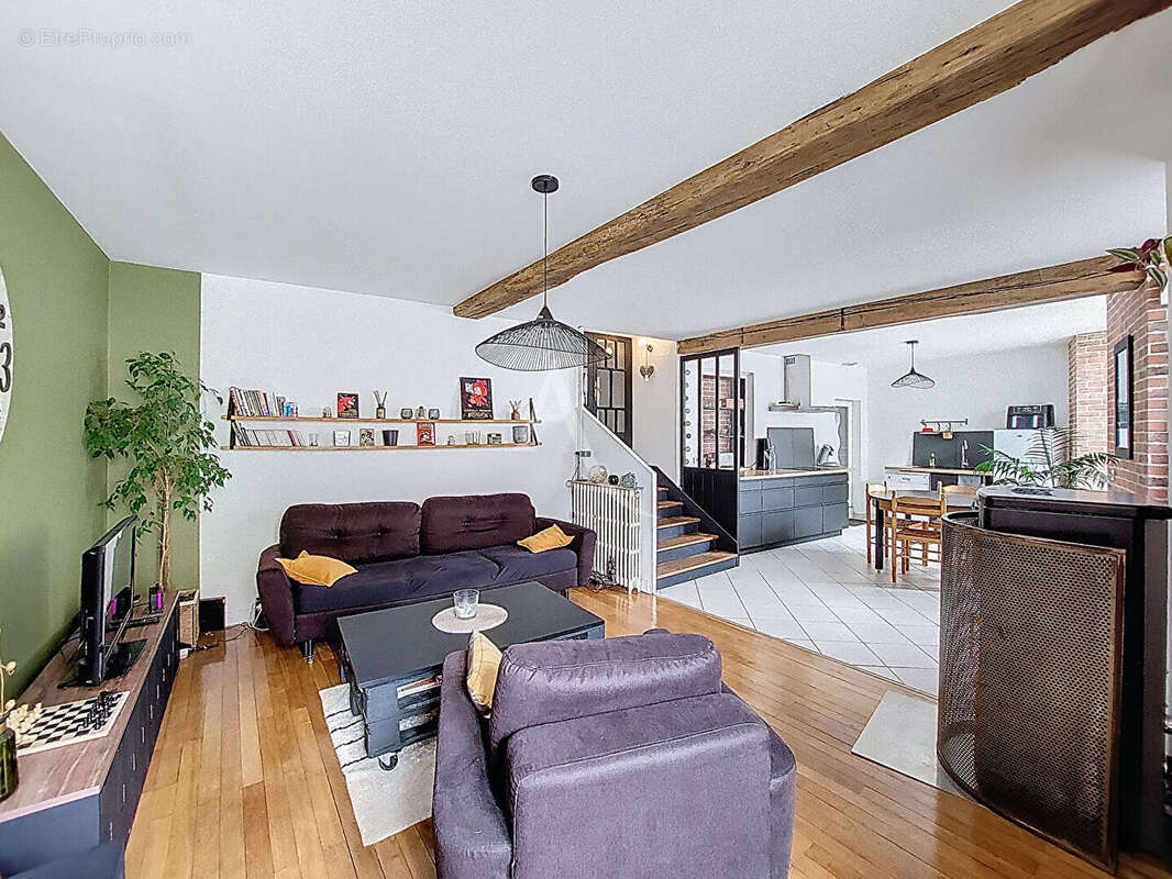 Maison à MORTAGNE-SUR-SEVRE