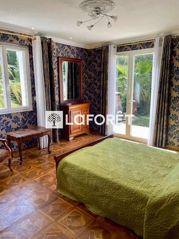 Maison à VILLENEUVE-LOUBET