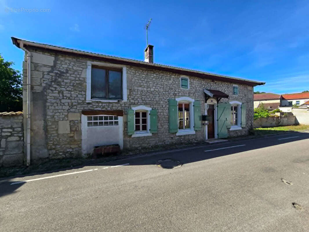 Maison à DEMANGE-AUX-EAUX