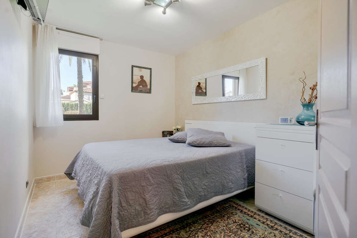 Appartement à HYERES