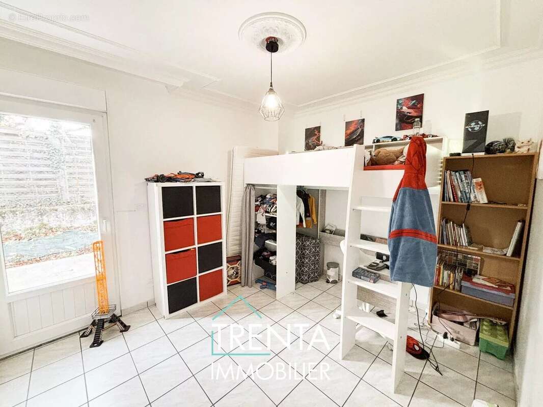 Appartement à SAINT-JEAN-DE-MOIRANS