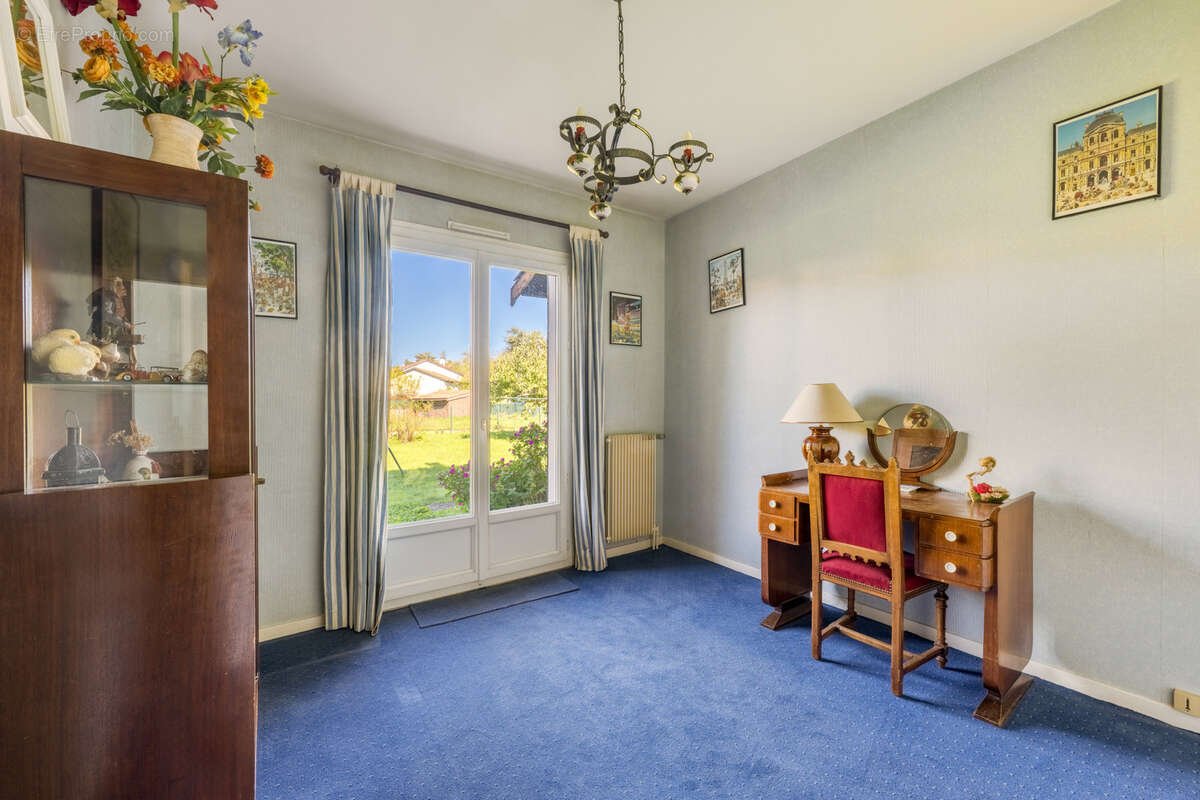 Maison à CHAZAY-D&#039;AZERGUES