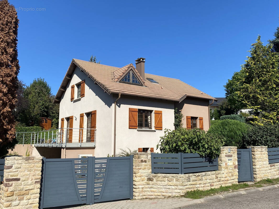 Maison à EPINAL