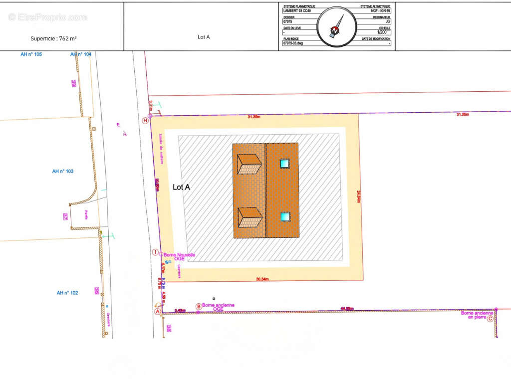 Terrain à NOGENT-LE-ROI
