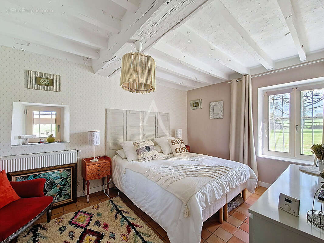 Maison à LA JAILLE-YVON