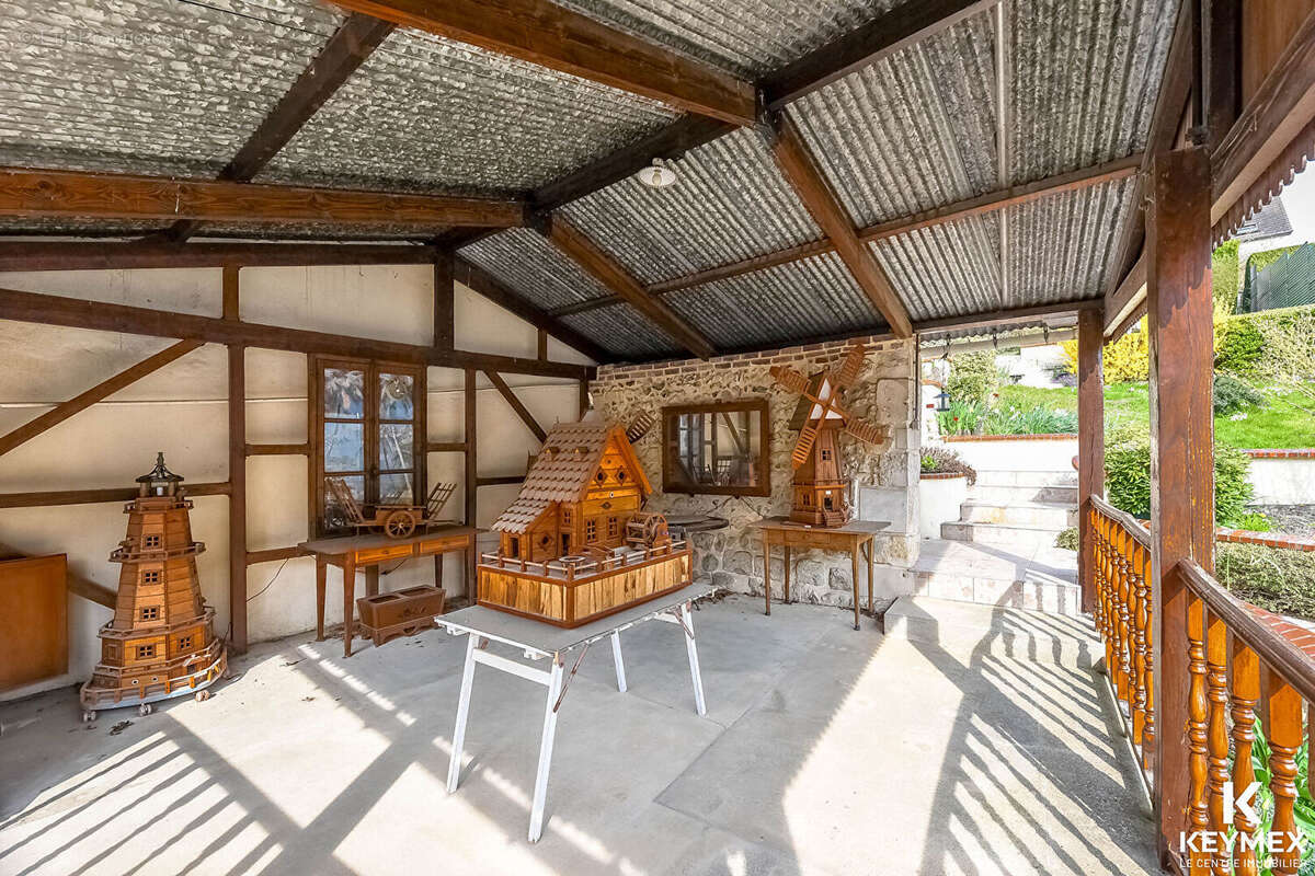 Maison à PUISEUX-LE-HAUBERGER