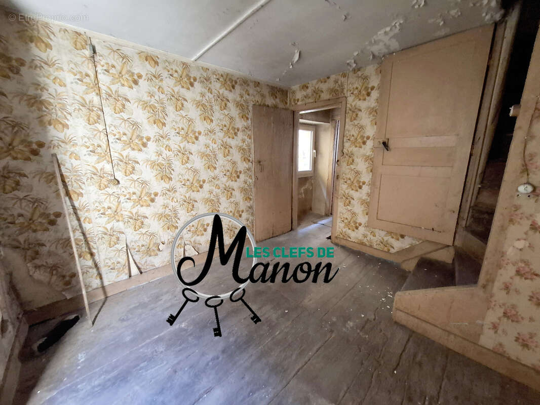 Maison à rénover - bessines sur gartempe - photo 8