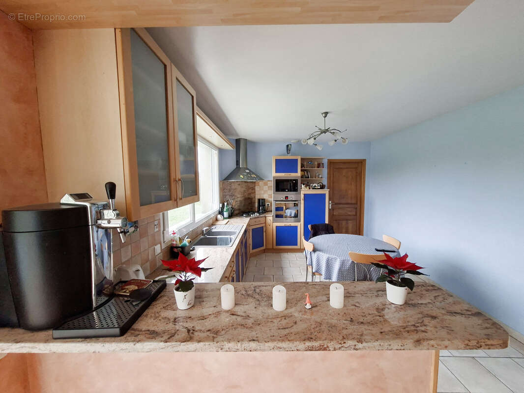 Maison 211 m² à Sainte-Mere-Eglise  - photo 3