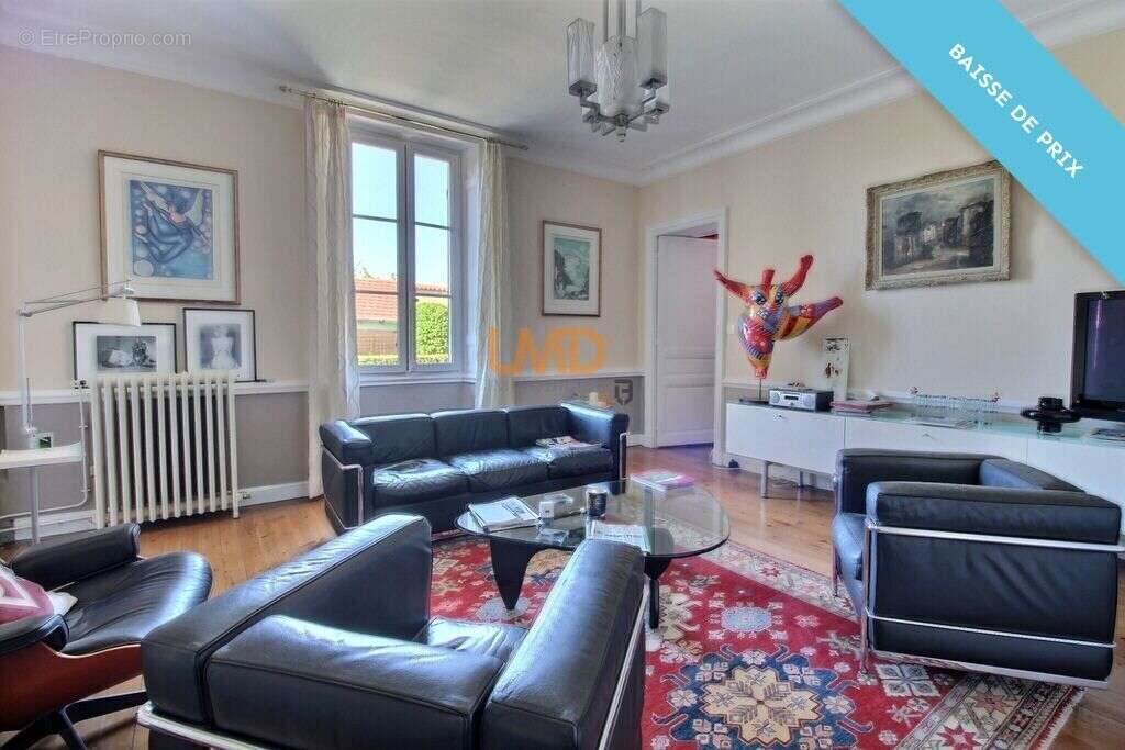 Maison à SAINT-JEAN-D&#039;ANGELY