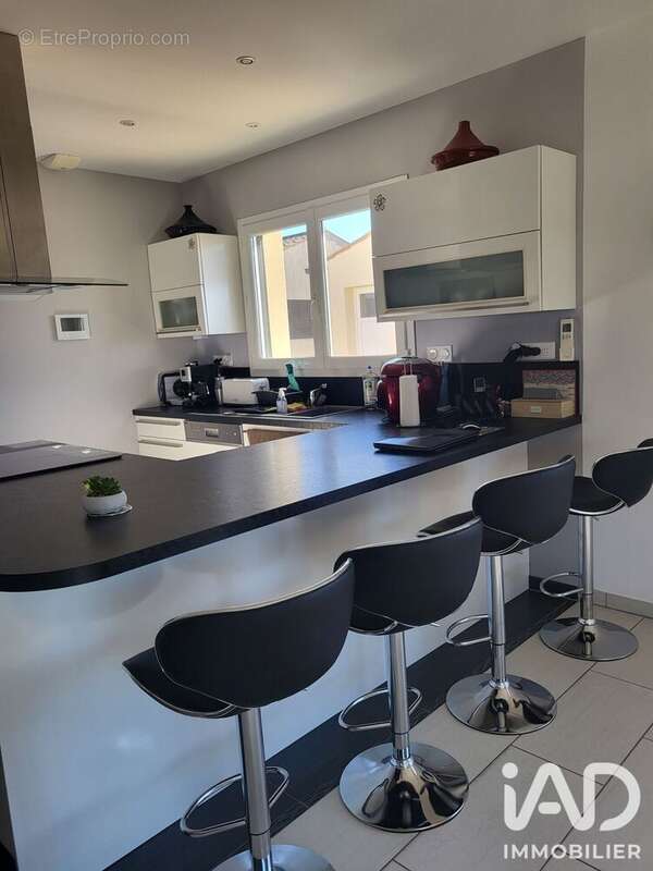 Maison 151 m² à Tonnay-Charente  - photo 5